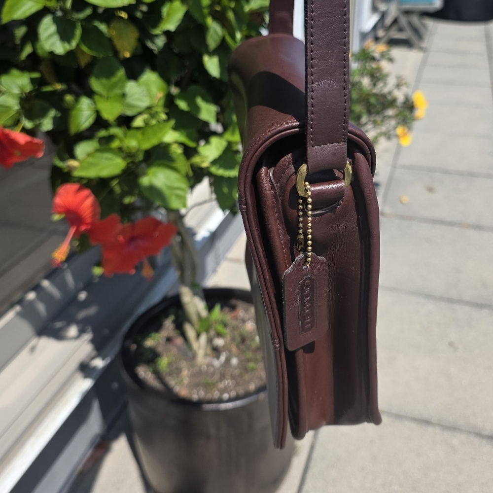 Coach Tribeca Messenger Crossbody Bag, USA - Picture 14 of 16